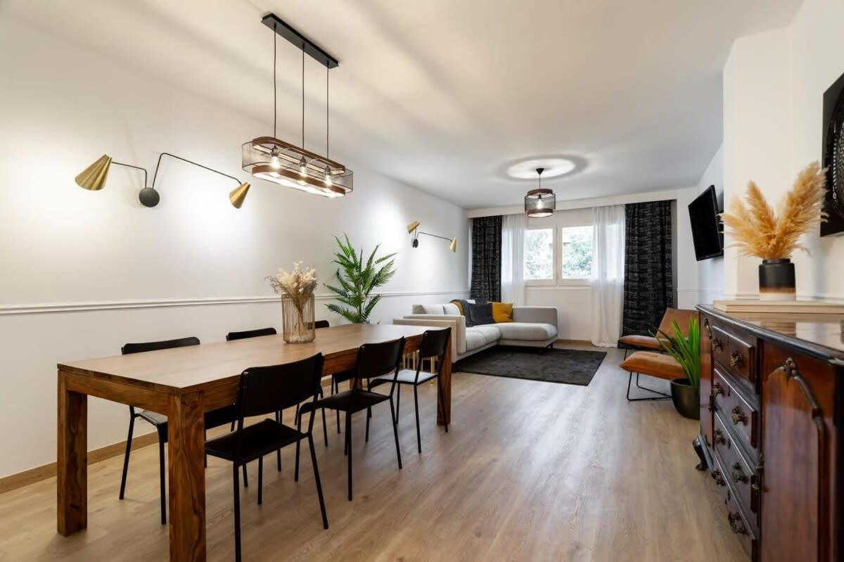 Exclusive Huge 4 Double Bedroom City Center Barcellona Esterno foto
