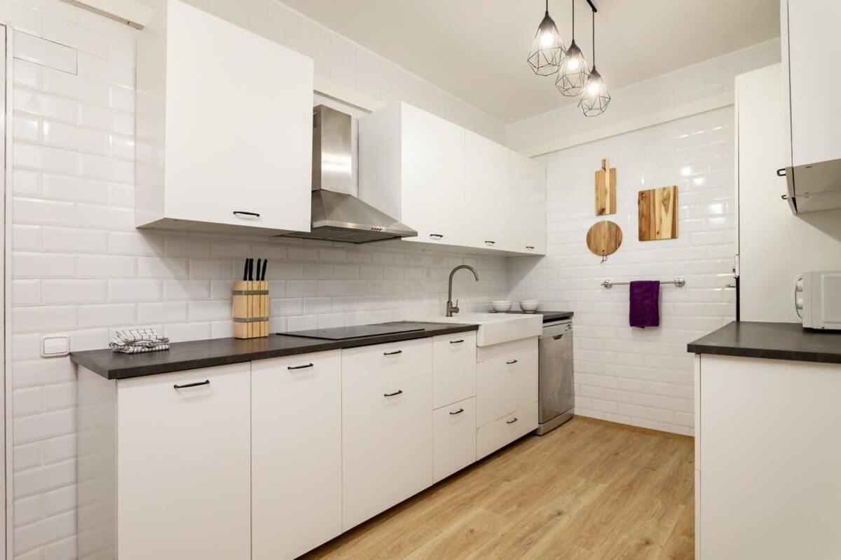 Exclusive Huge 4 Double Bedroom City Center Barcellona Esterno foto