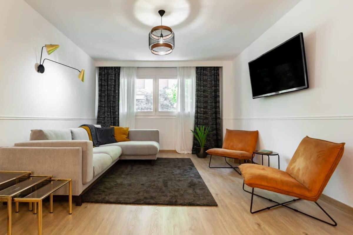 Exclusive Huge 4 Double Bedroom City Center Barcellona Esterno foto